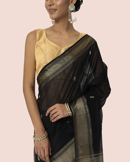 Black Maheshwari Handloom silk cotton butti pallu saree