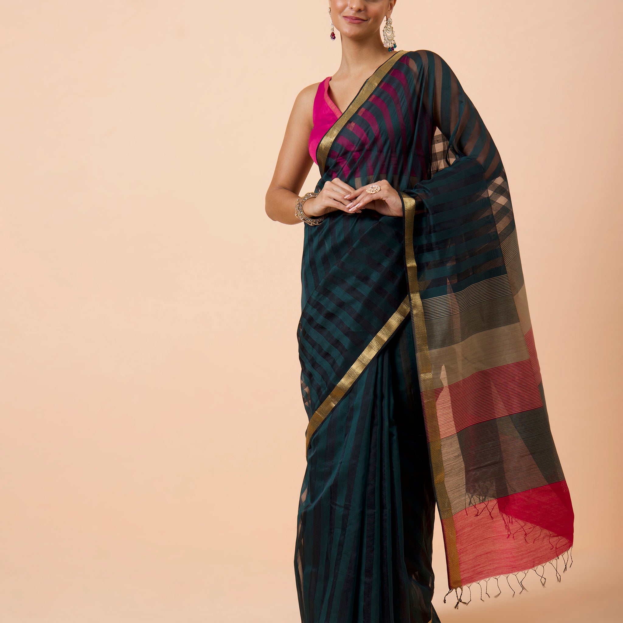 Wine green Silk & Cotton Maheshwari Saree with Multicolour Palla