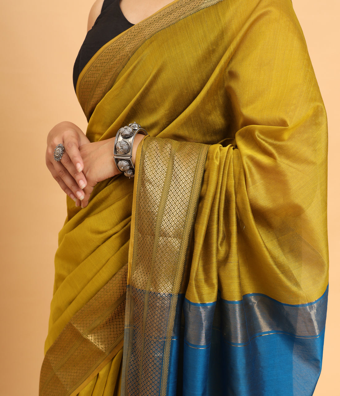 Mustard Maheshwari Handwoven Gold Jari Border Saree