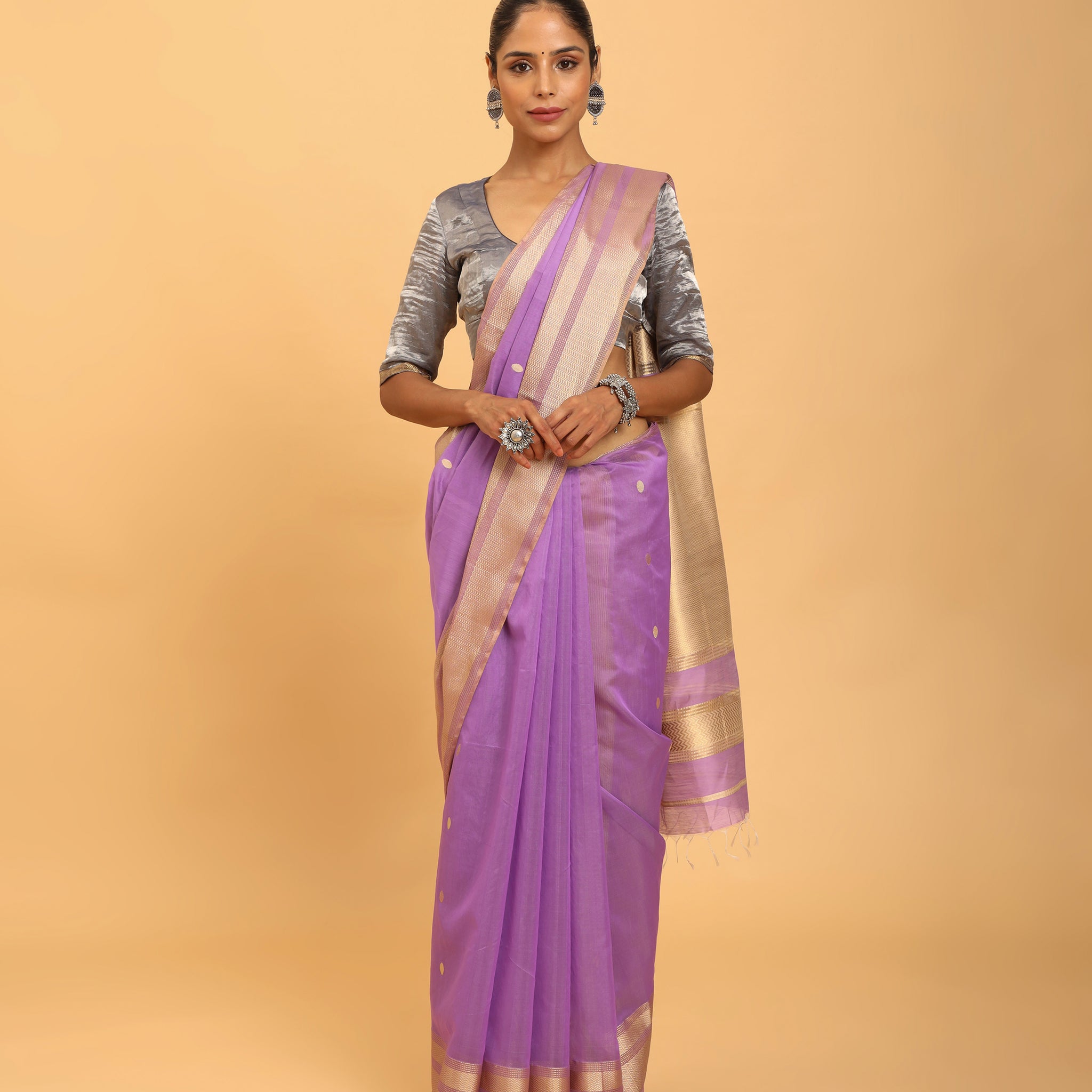 Lilac Maheshwari Handwoven Jari Jalla Pallu Butti Saree