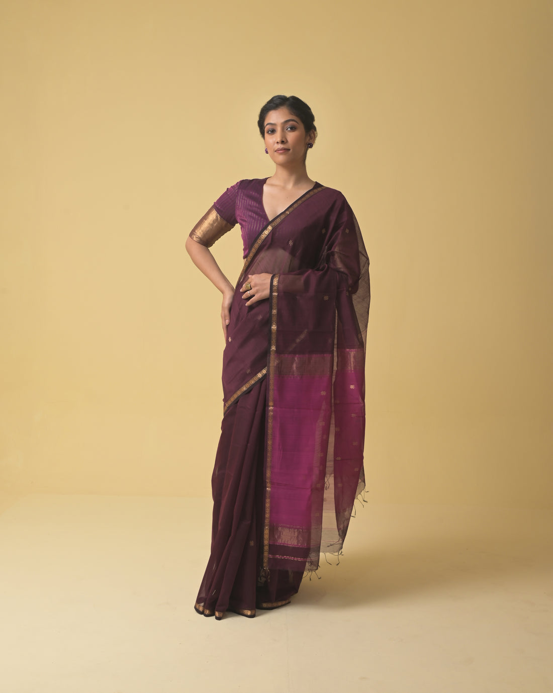 Wine Maheshwari Handwoven Golden Star Booti Saree