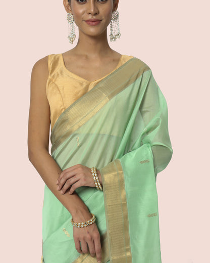 Pastel Green Maheshwari silk cotton with jari Butti Pallu