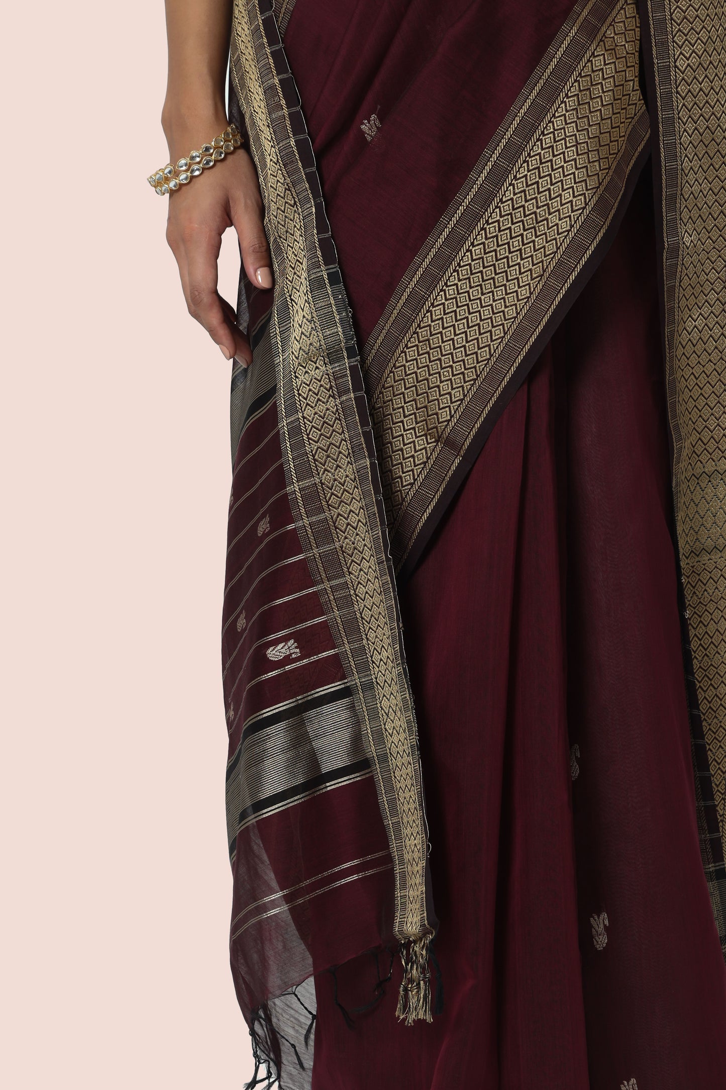 Rosewood Wine With Silk Border Butti Pallu Maheshwari Saree