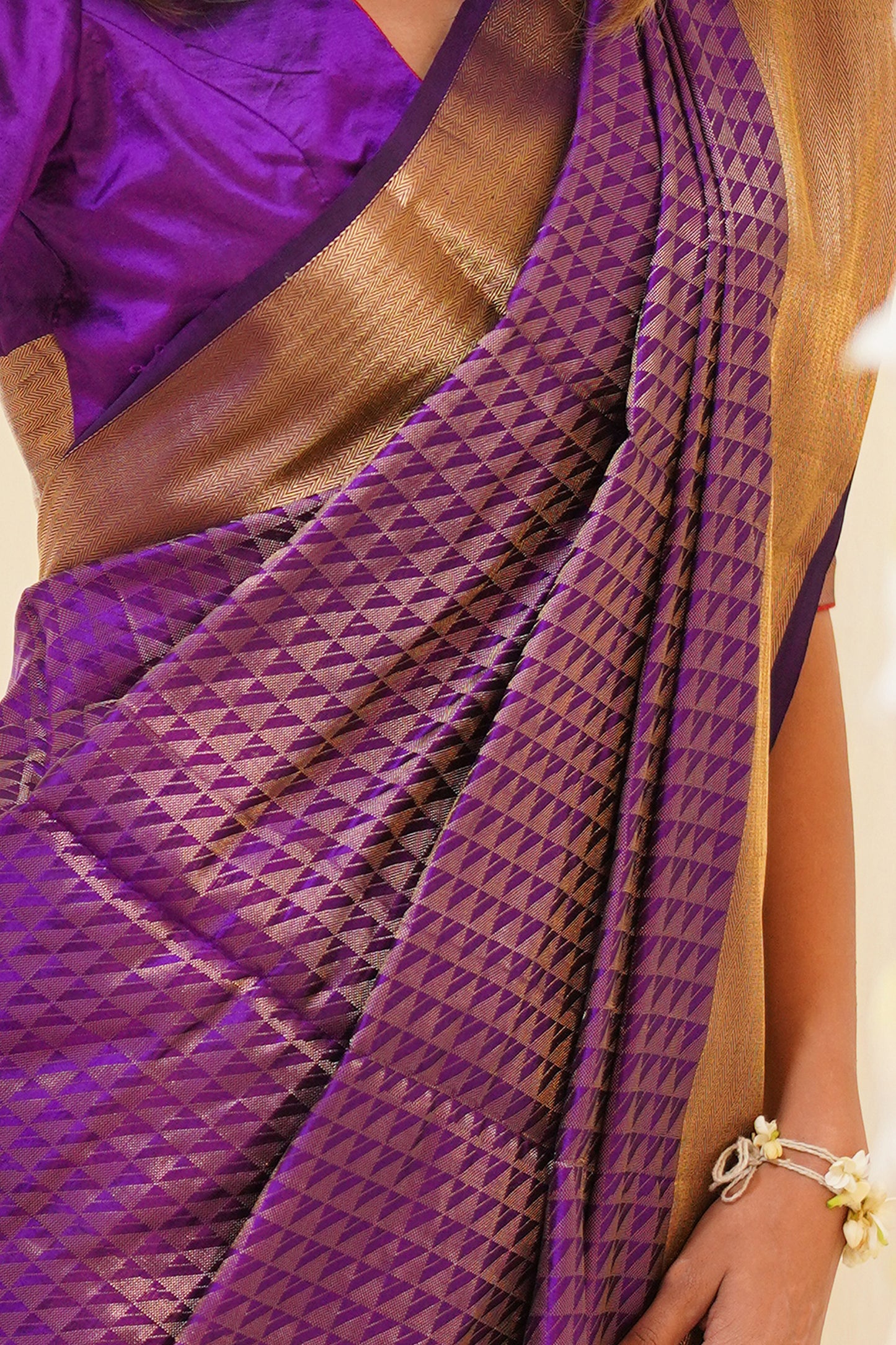 Purple Pure Silk Maheshwari Saree with Zari Pattern All Over Saree