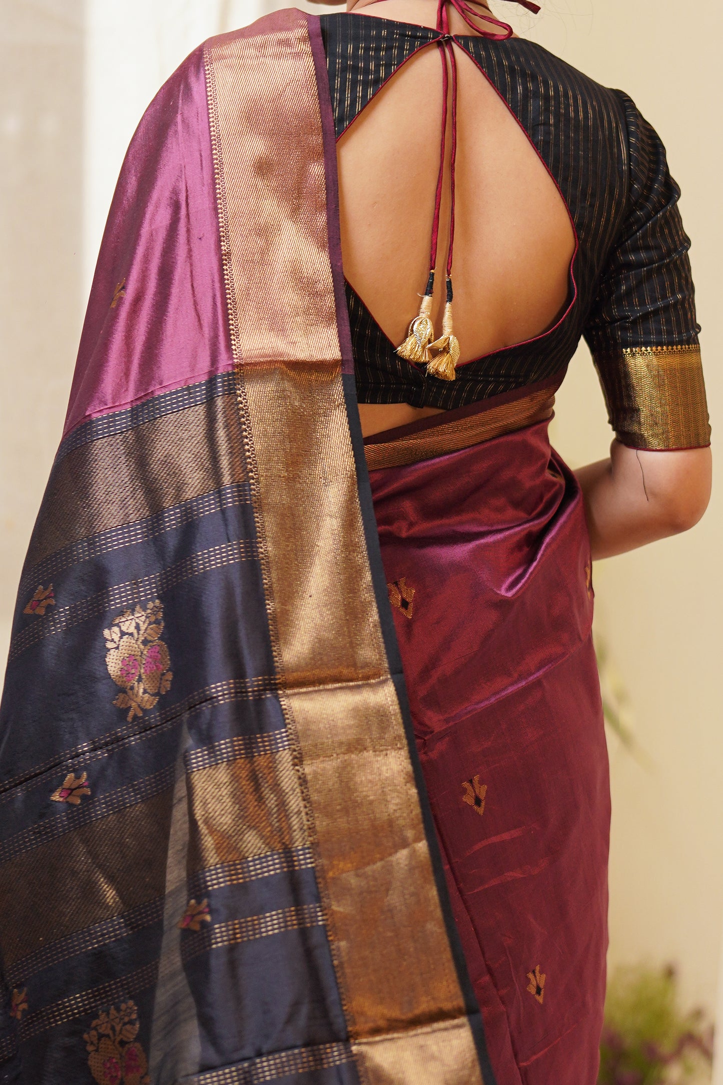 Deep Magenta Booti Pure Silk Maheshwari Saree with Multicolour Pallu and Gold Border