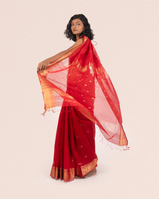 Red Pure Silk Cotton Maheshwari Booti Saree with Gold Border