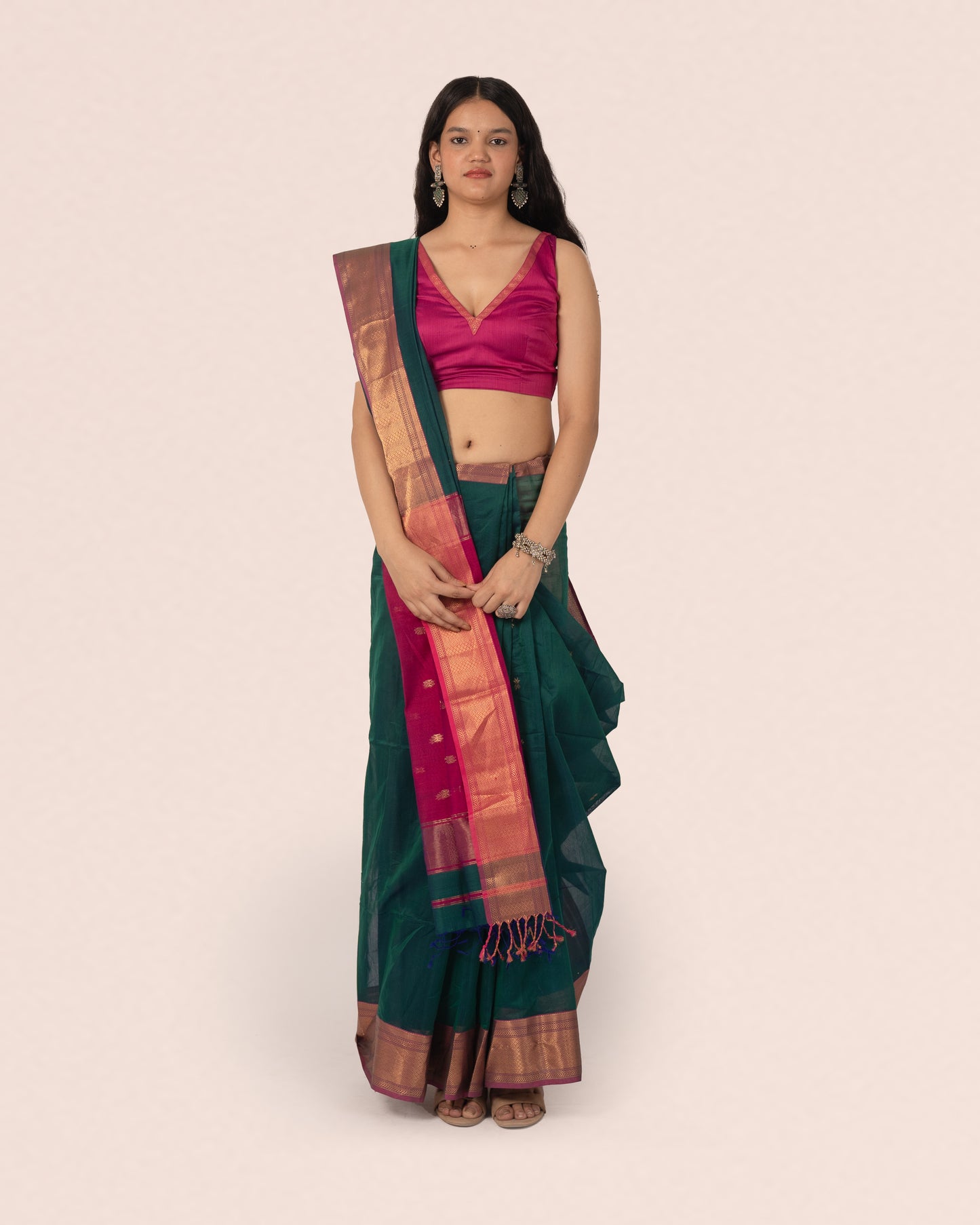 Emerald Green Pure Silk Cotton Maheshwari Booti Saree with Multicolour Palla