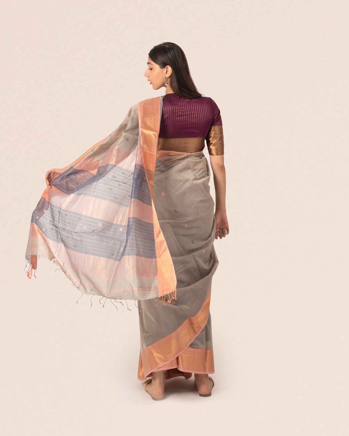 Grey Pure Silk & Cotton Maheshwar Saree with Striped Pallu and Light Peach Zari Border