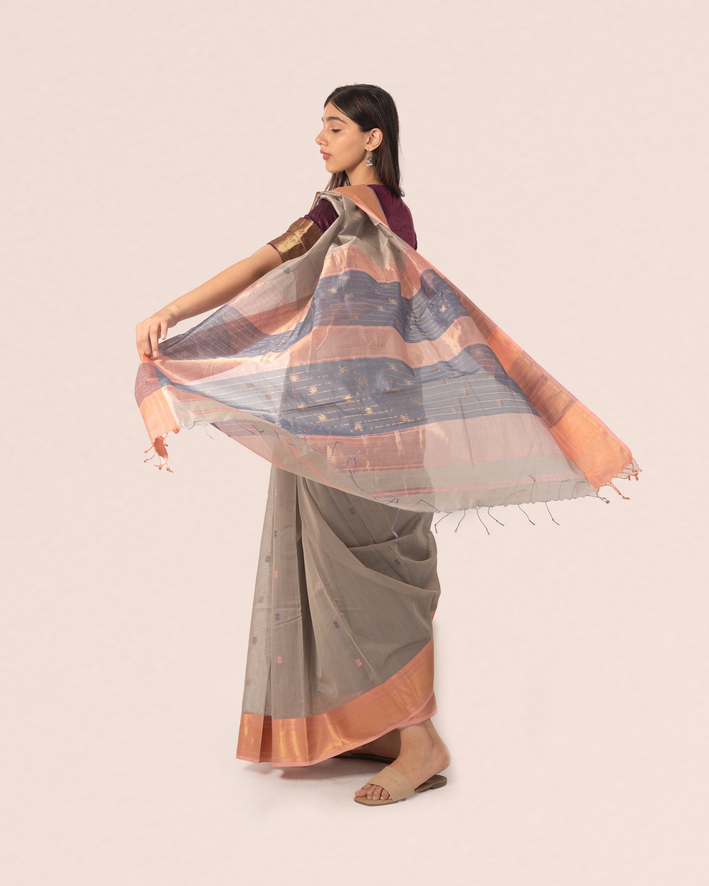 Grey Pure Silk & Cotton Maheshwar Saree with Striped Pallu and Light Peach Zari Border