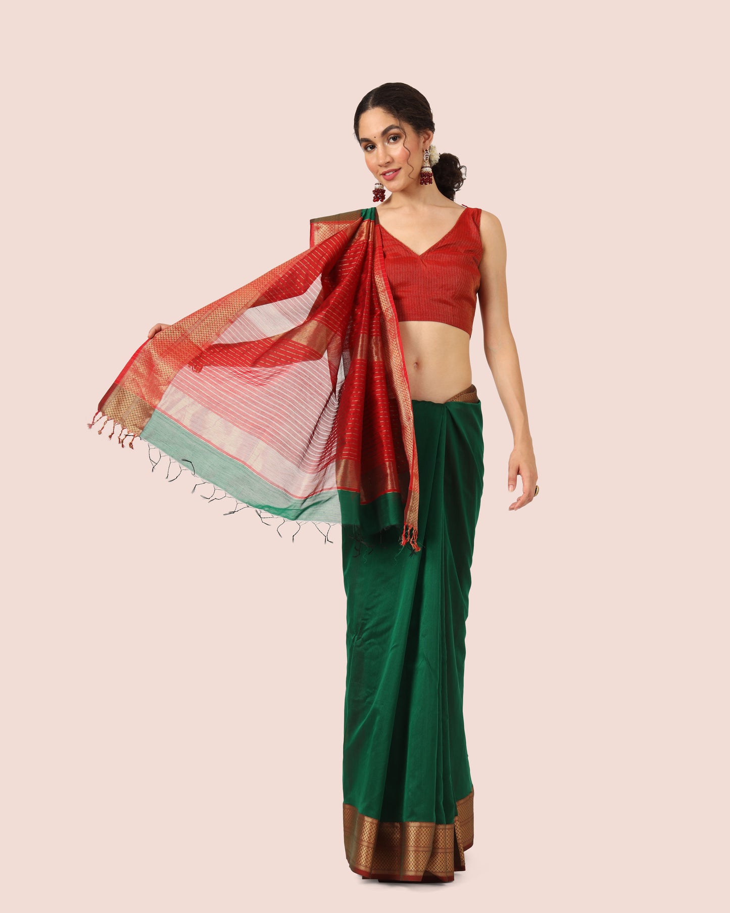 Dark Forest Green Maheshwari Handwoven with Red Jari Pallu saree