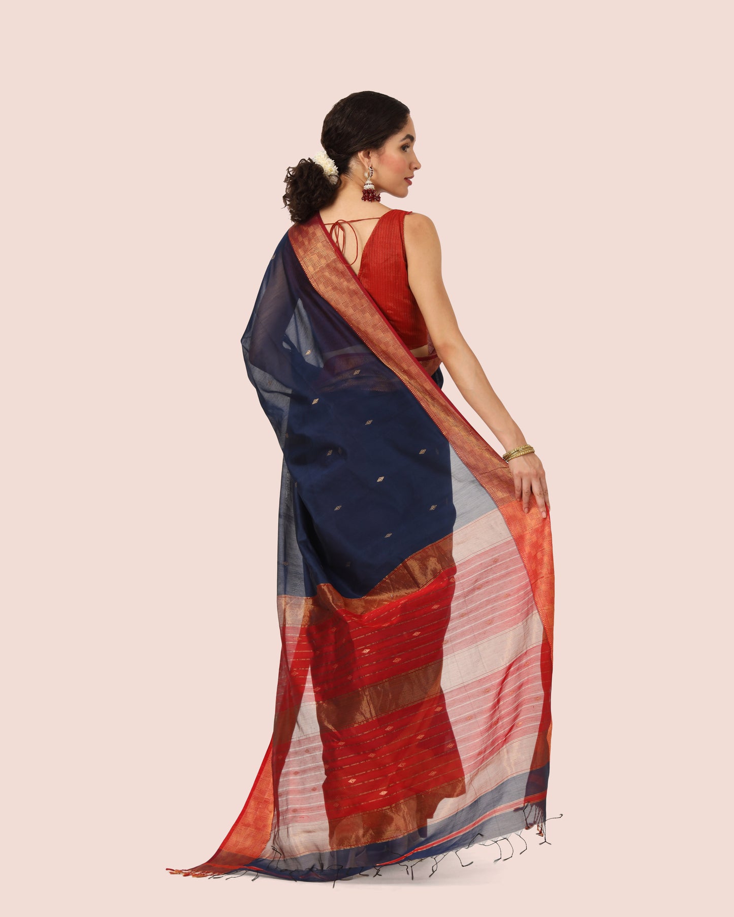 Navy Blue with Jari Red Pallu Maheshwari handwoven saree