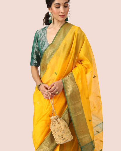 Yellow Maheshwari Silk Cotton With Gold Jari Pallu