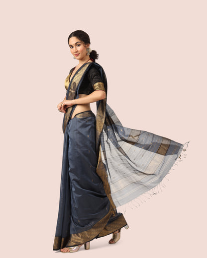 Dark grey Maheshwari Handwoven Jari Butti Pallu