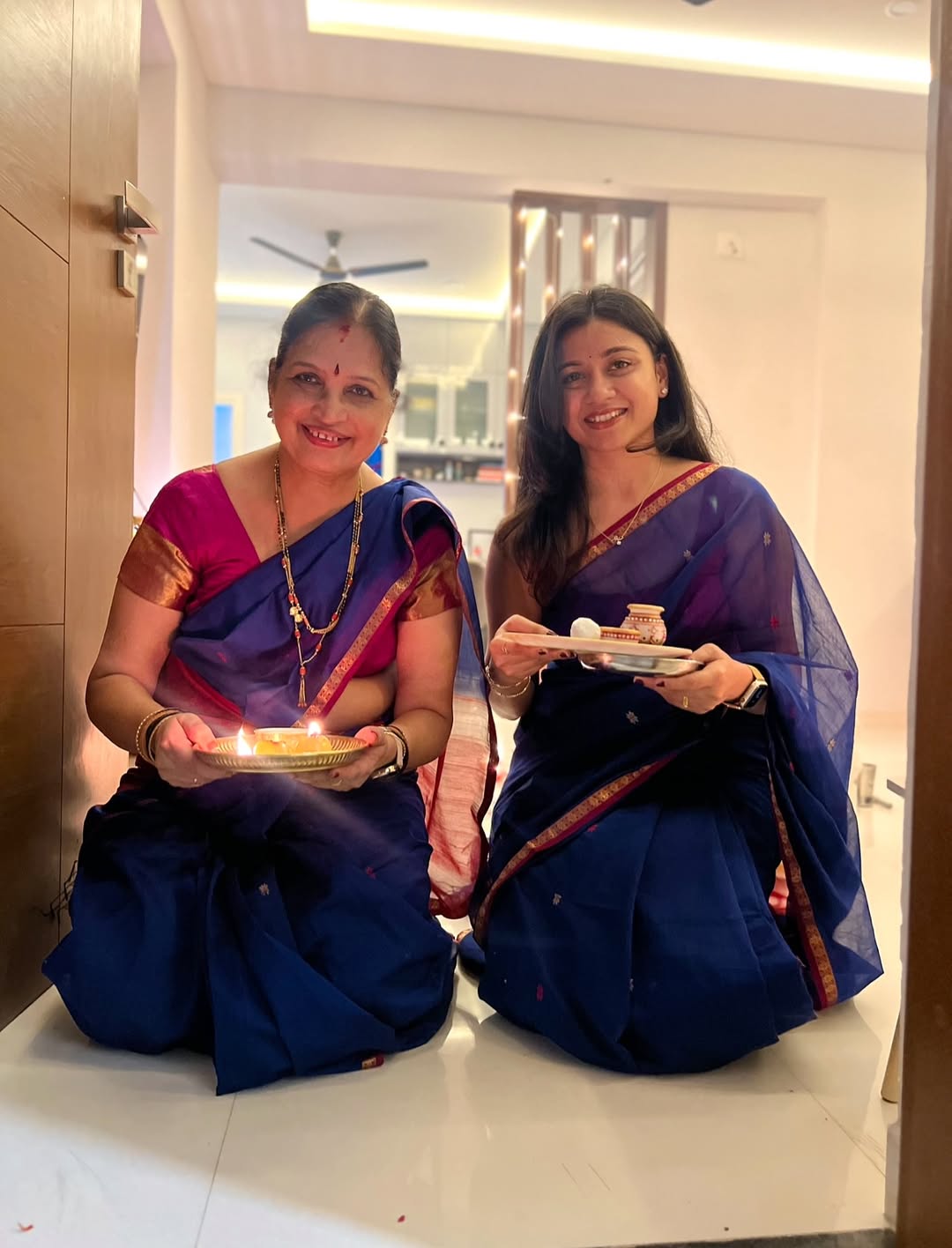 Chameli Blue Maheshwari Handwoven Silk Cotton Jari Booti Pallu