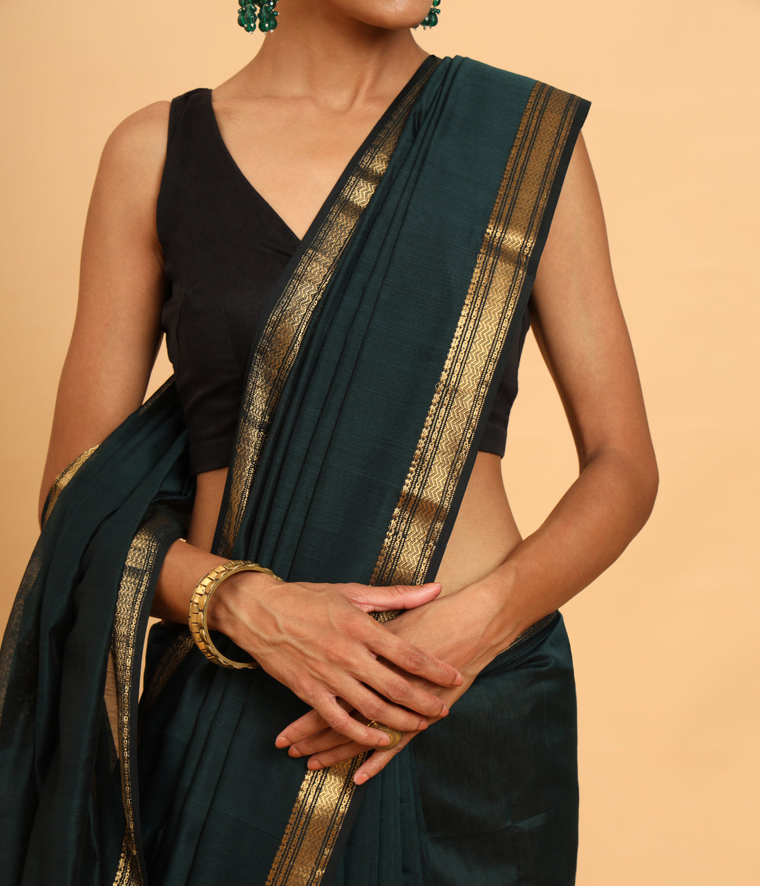 Wine Green Maheshwari Tussar Silk Pallu Saree