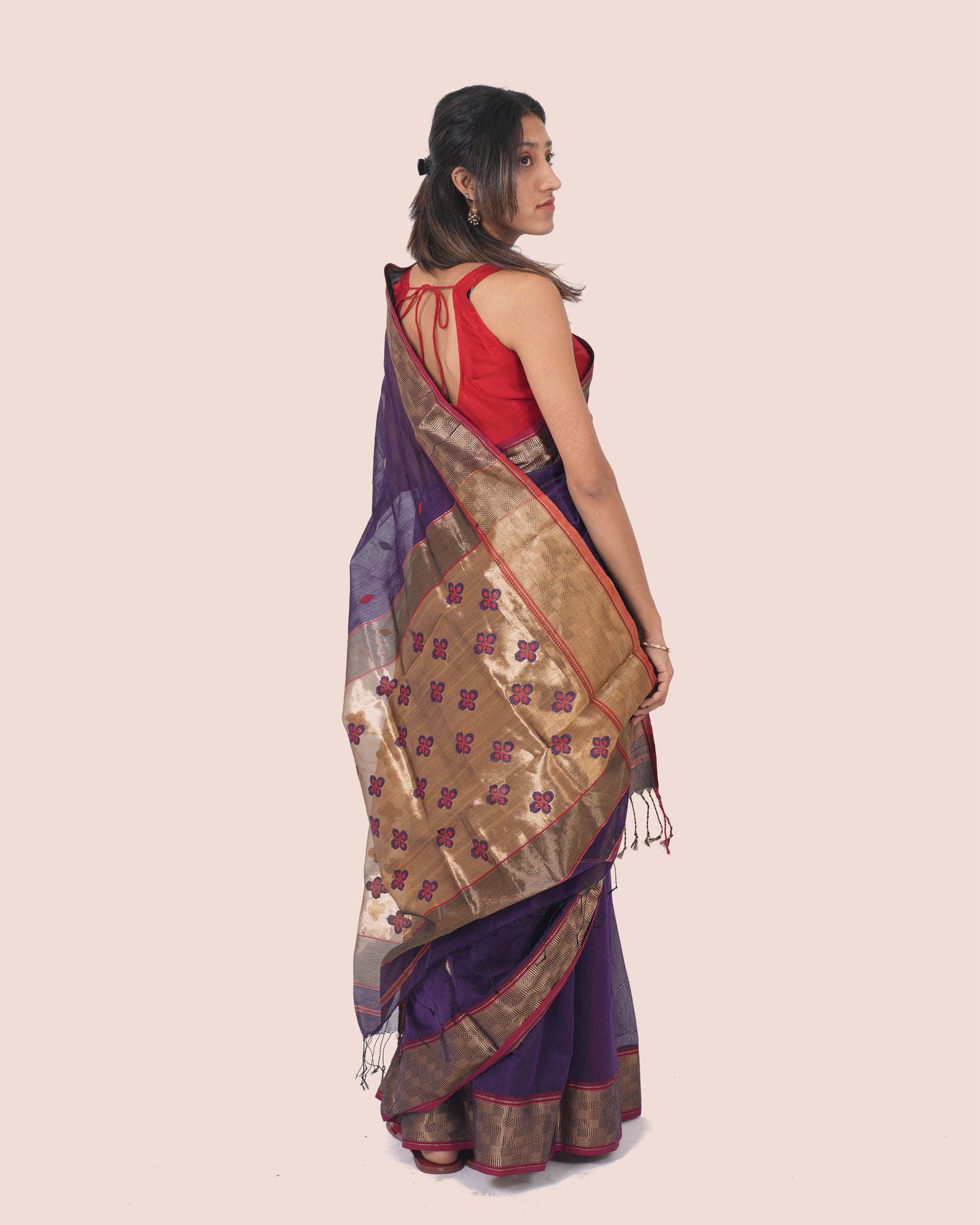 Purple Pure Silk Cotton Maheshwari Saree with Booti and Golden Border