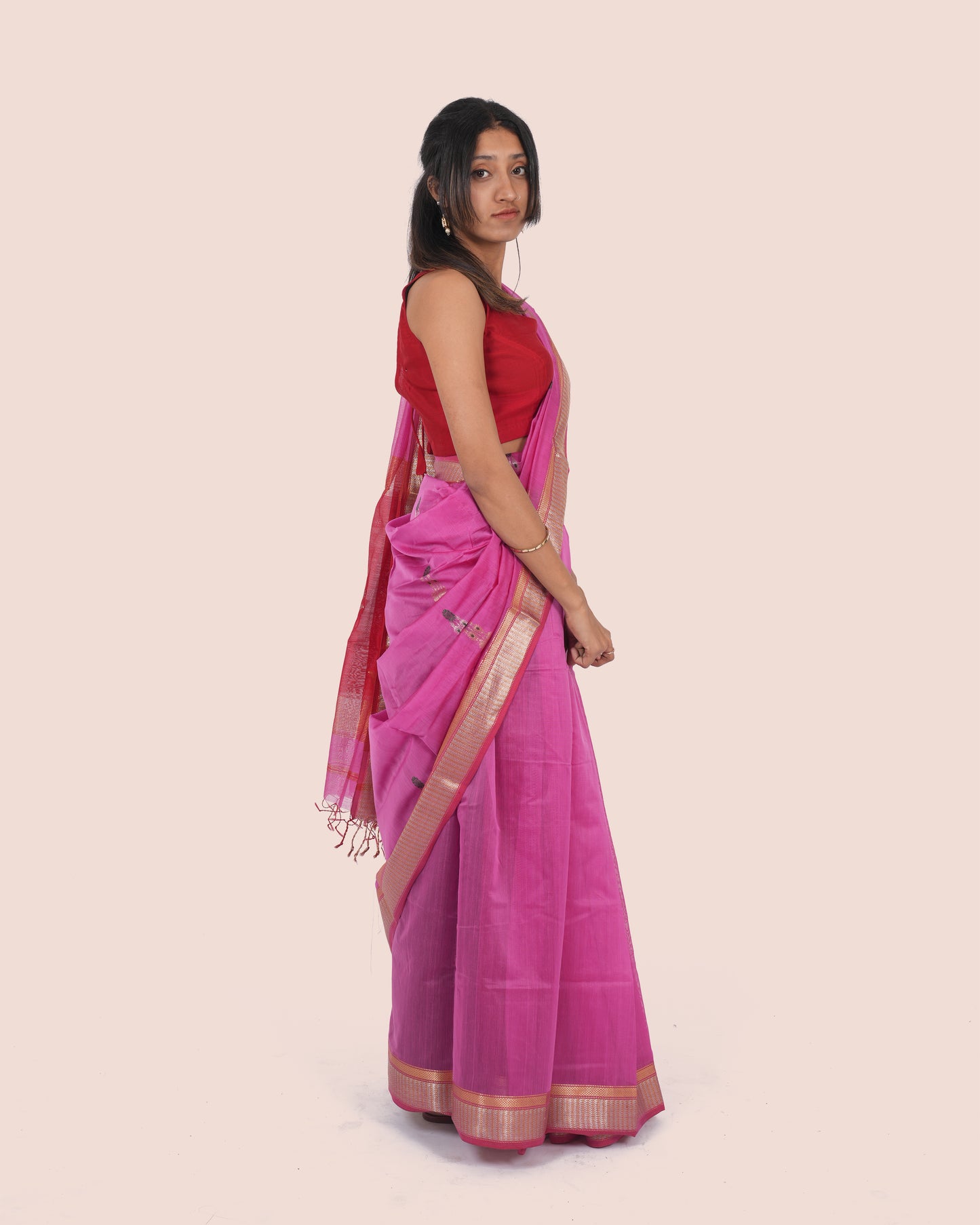 Pink Pure Cotton Silk Maheshwari Saree with Gold Zari Border