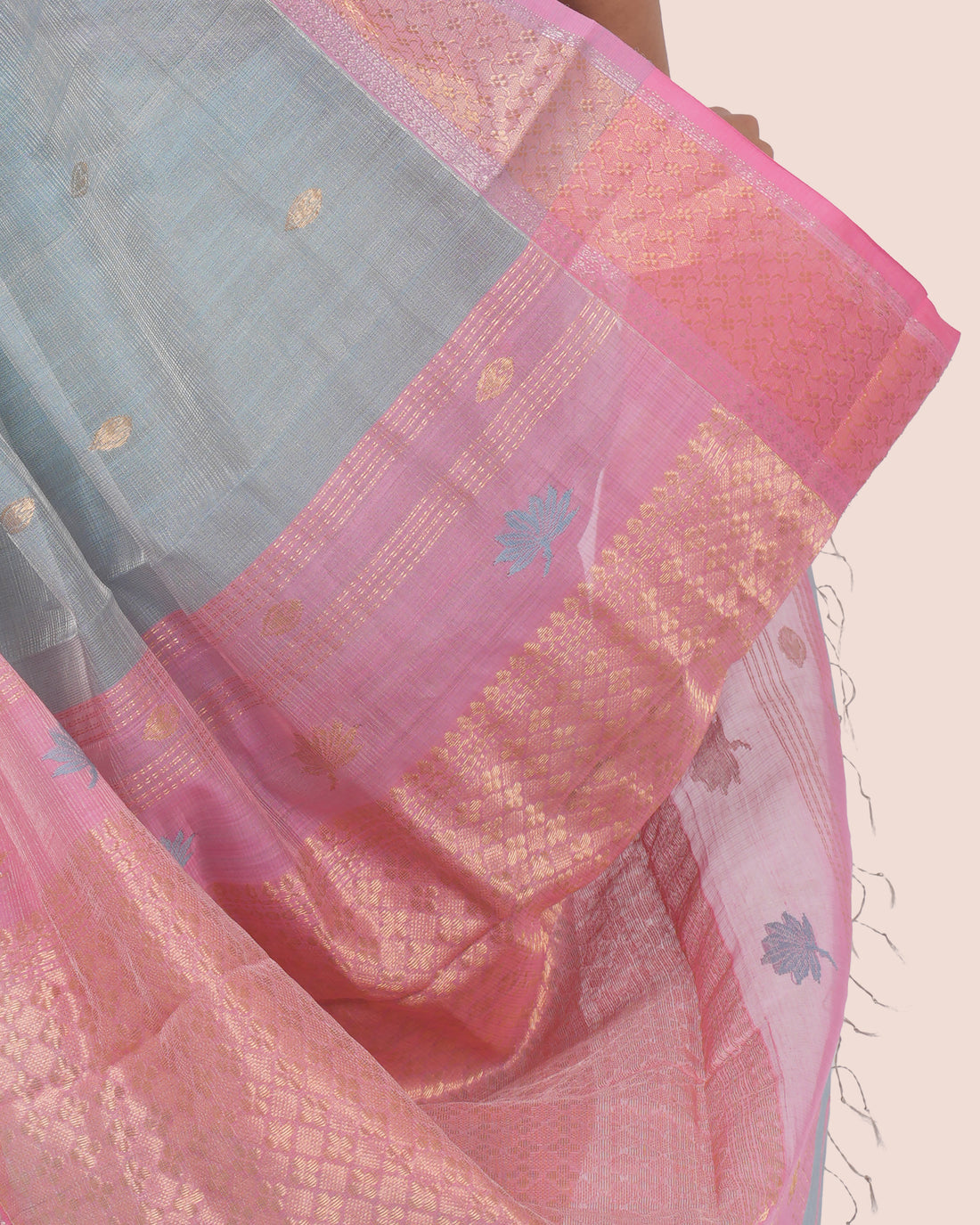 Baby Blue Tissue Silk Maheshwari Saree with Pink Botti Pallu and Multicolour Zari Border