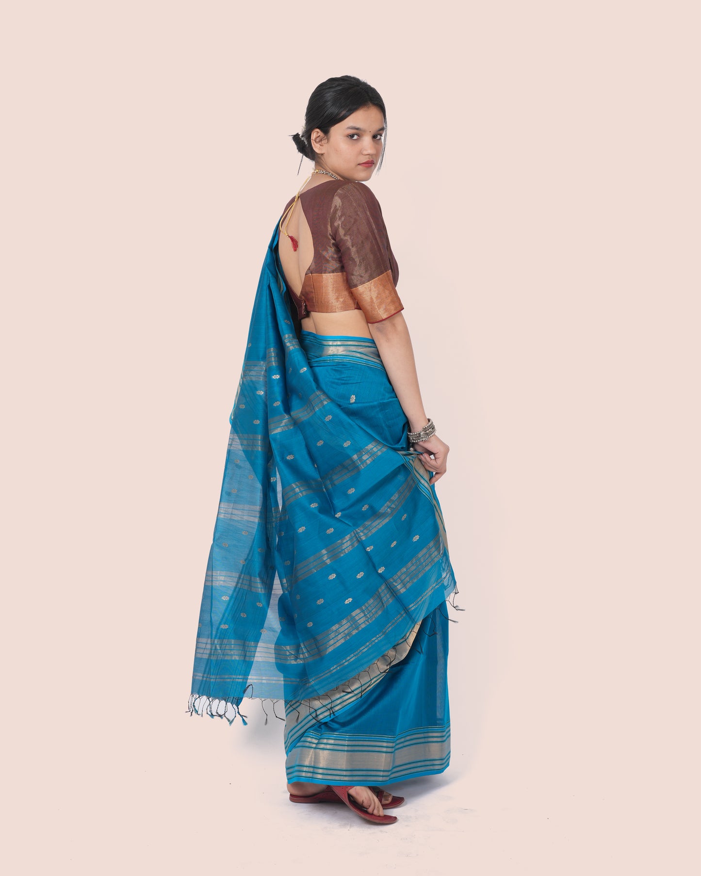 Blue Handwoven  Silk Cotton Maheshwari Saree