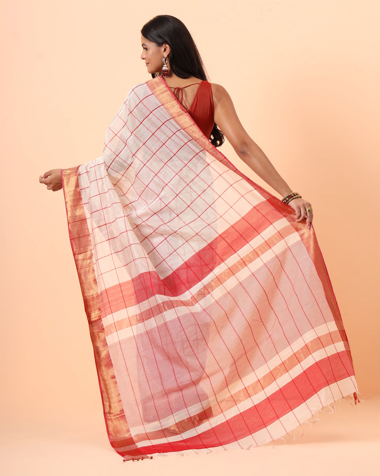 Off White Checks Maheshwari Handwoven Saree