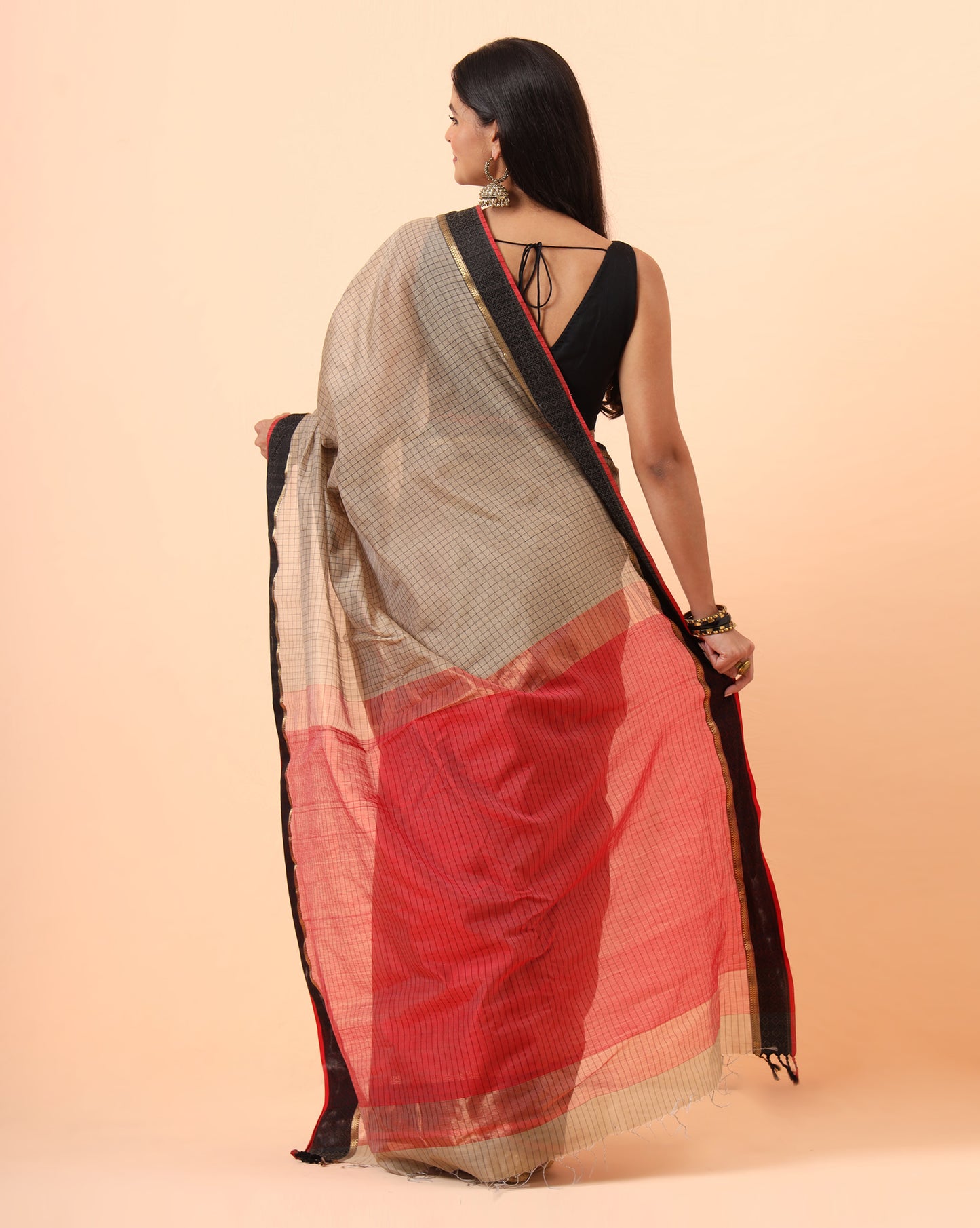 Beige Checks Resham Border Maheshwari Handwoven Saree