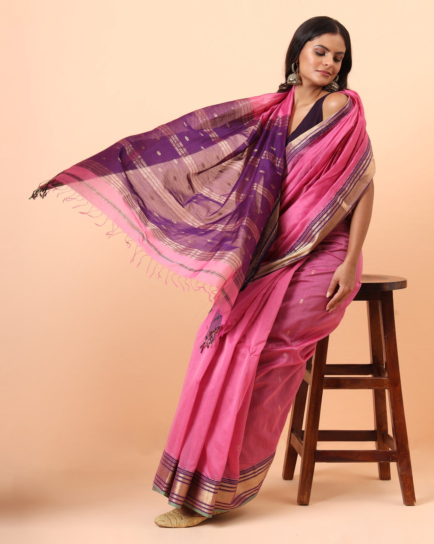 Light Pink Maheshwari Jari Buti Pallu