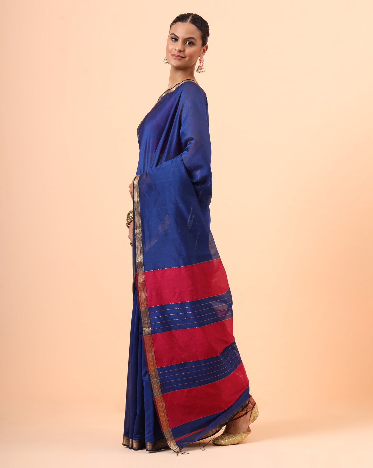 Navy Blue Maheshwari Handwoven Jari Pallu Saree