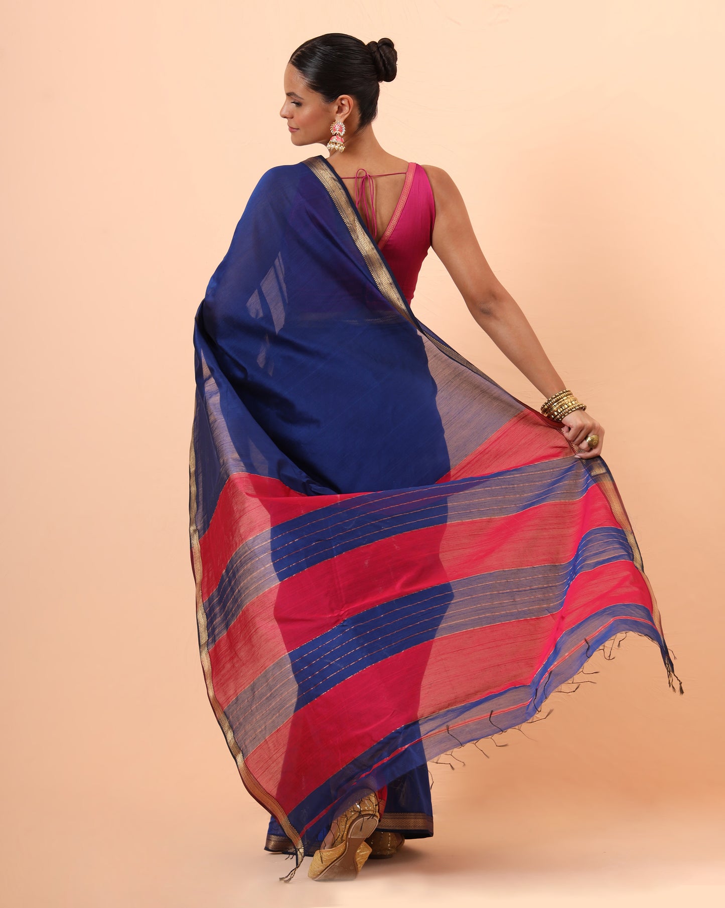 Navy Blue Maheshwari Handwoven Jari Pallu Saree